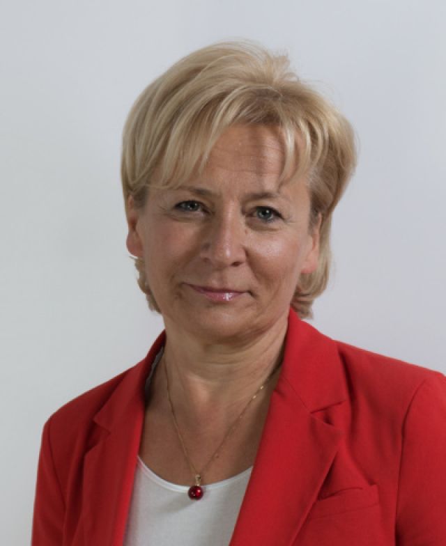 Elzbieta Mikos-Skuza, vice-president of the Commission