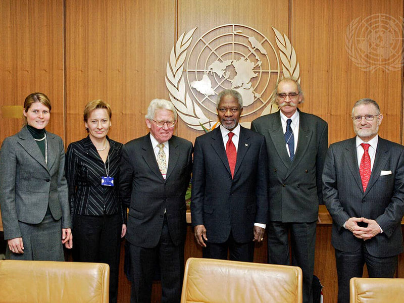 The IHFFC Team with Mr. Kofi Annan